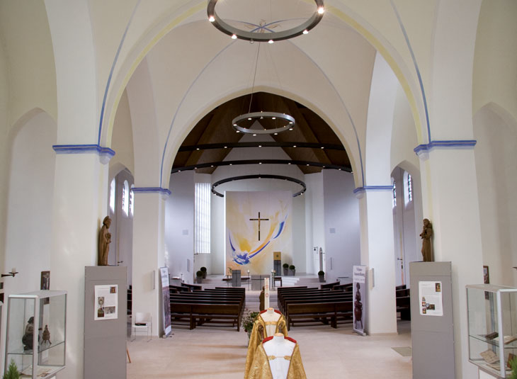 https://www.schmidt-leuchten.com/wp-content/uploads/2017/06/kirche-herdringen03_R_730x535.jpg