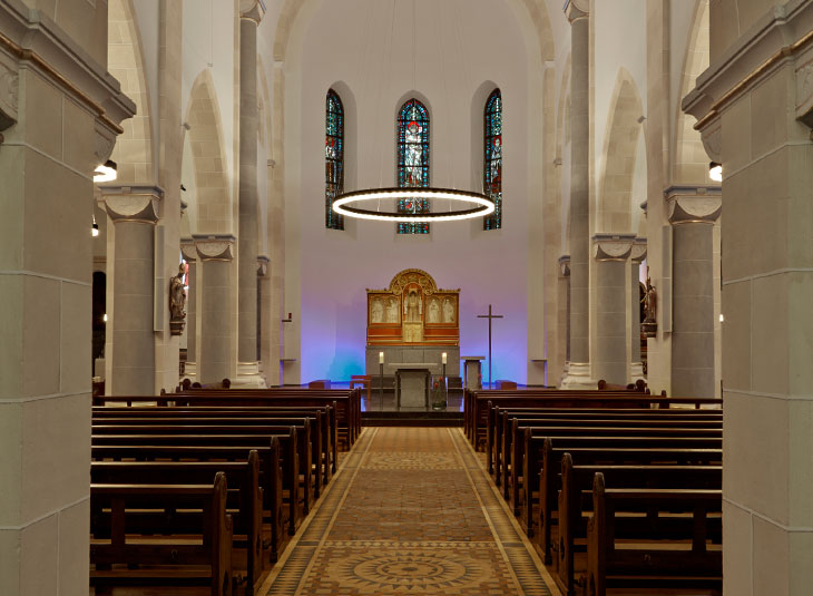 https://www.schmidt-leuchten.com/wp-content/uploads/2017/06/kirche-schmallenberg04_R_730x535.jpg